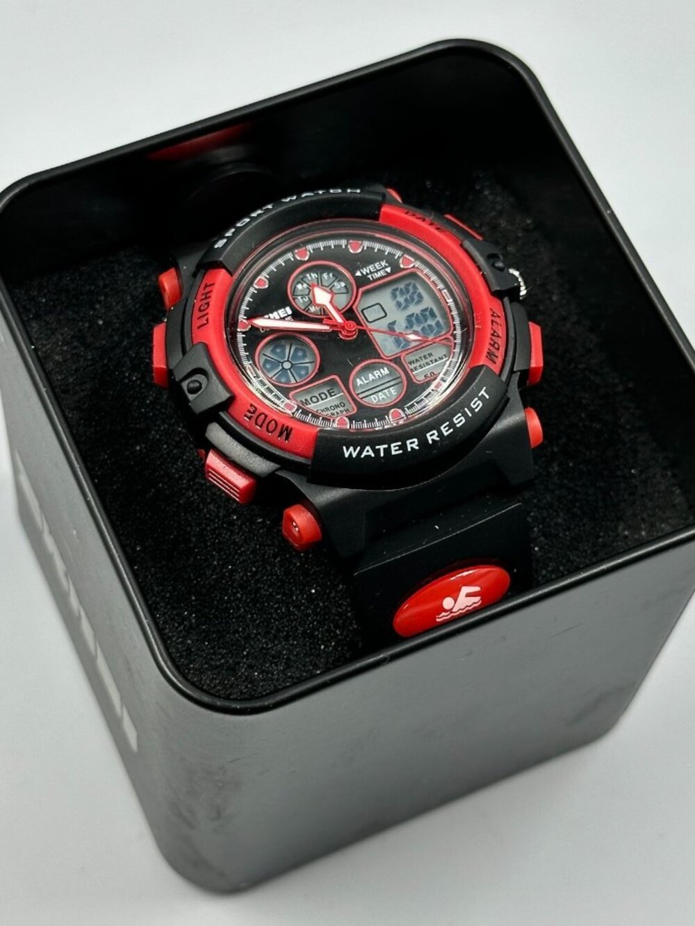 Skmei Digital Watch Men Black Red Round 44MM Backlight New Battery